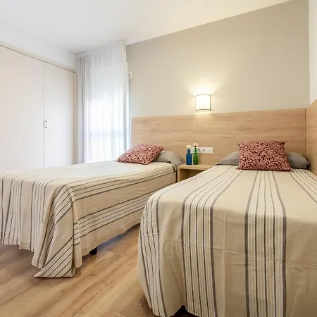 阿斯托利亚公寓 公寓 *